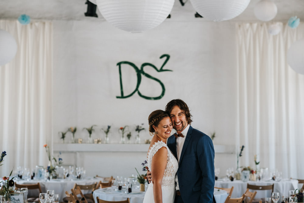 Orangerie im Volksgarten Hochzeitspaar im Raum