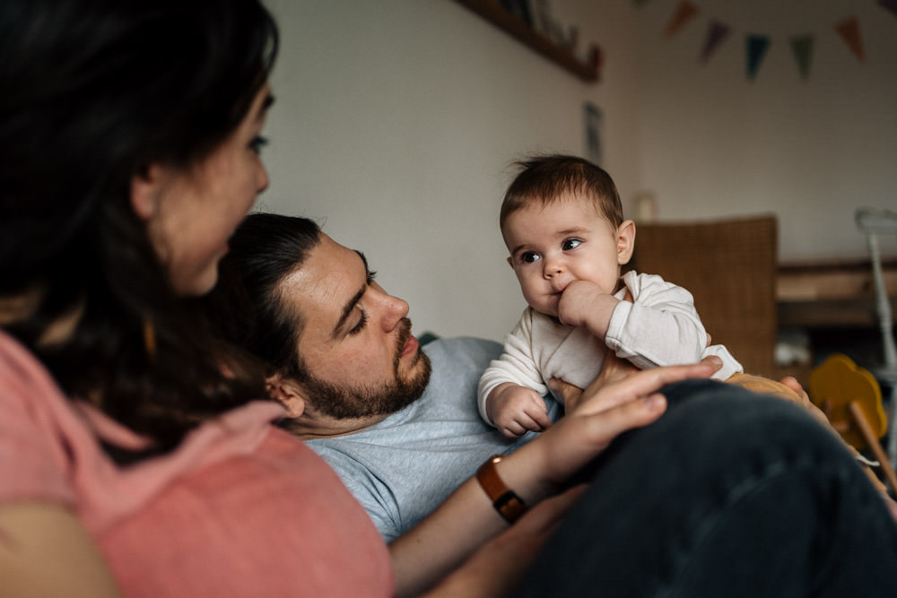 Baby mit Eltern - Babyfotografie, Familienfotografie